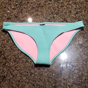 Triangl bikini bottoms size medium